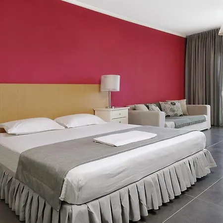 Hotel Krotiri 5*